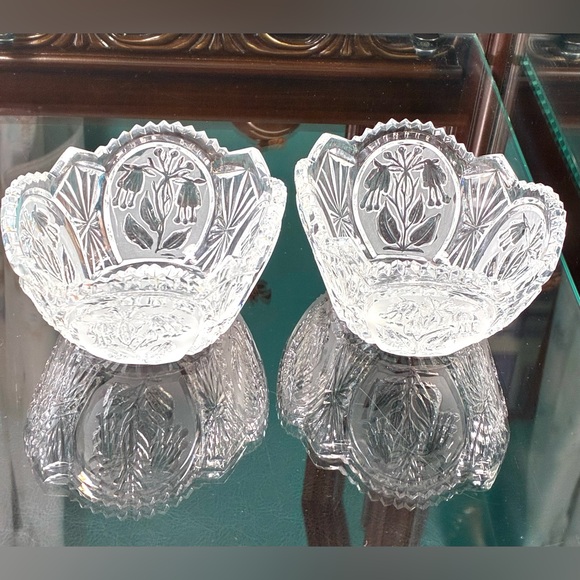 A Pair of Vintage Crystal Vases - Picture 11 of 12